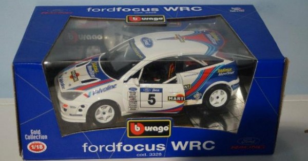 BURAGO Gold Collection et Die Cast Metal : Lot de 2 voitures miniatures échelle 1
